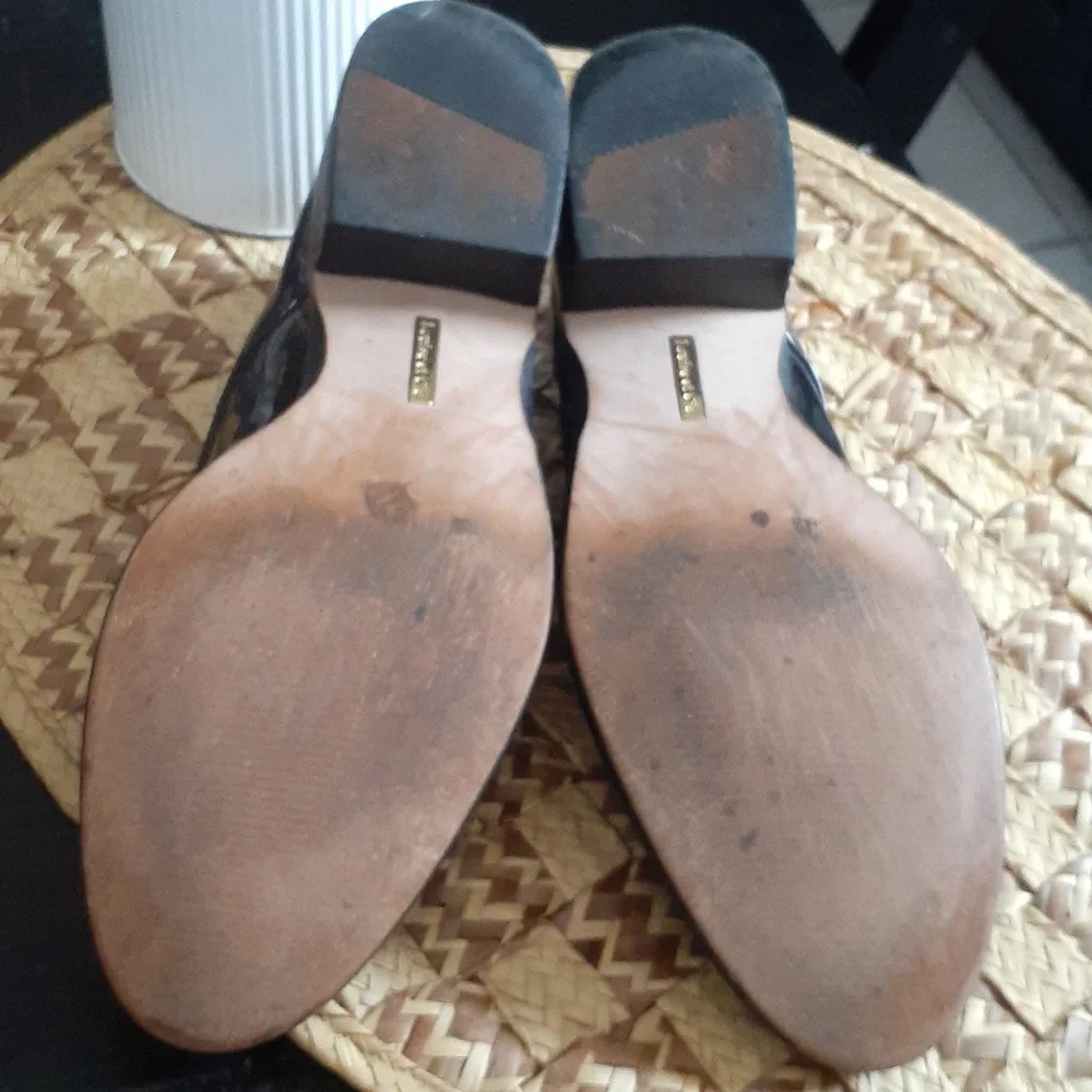 LOUISE ET CIE LEATHER PATENT SHOES - Picture 8 of 12